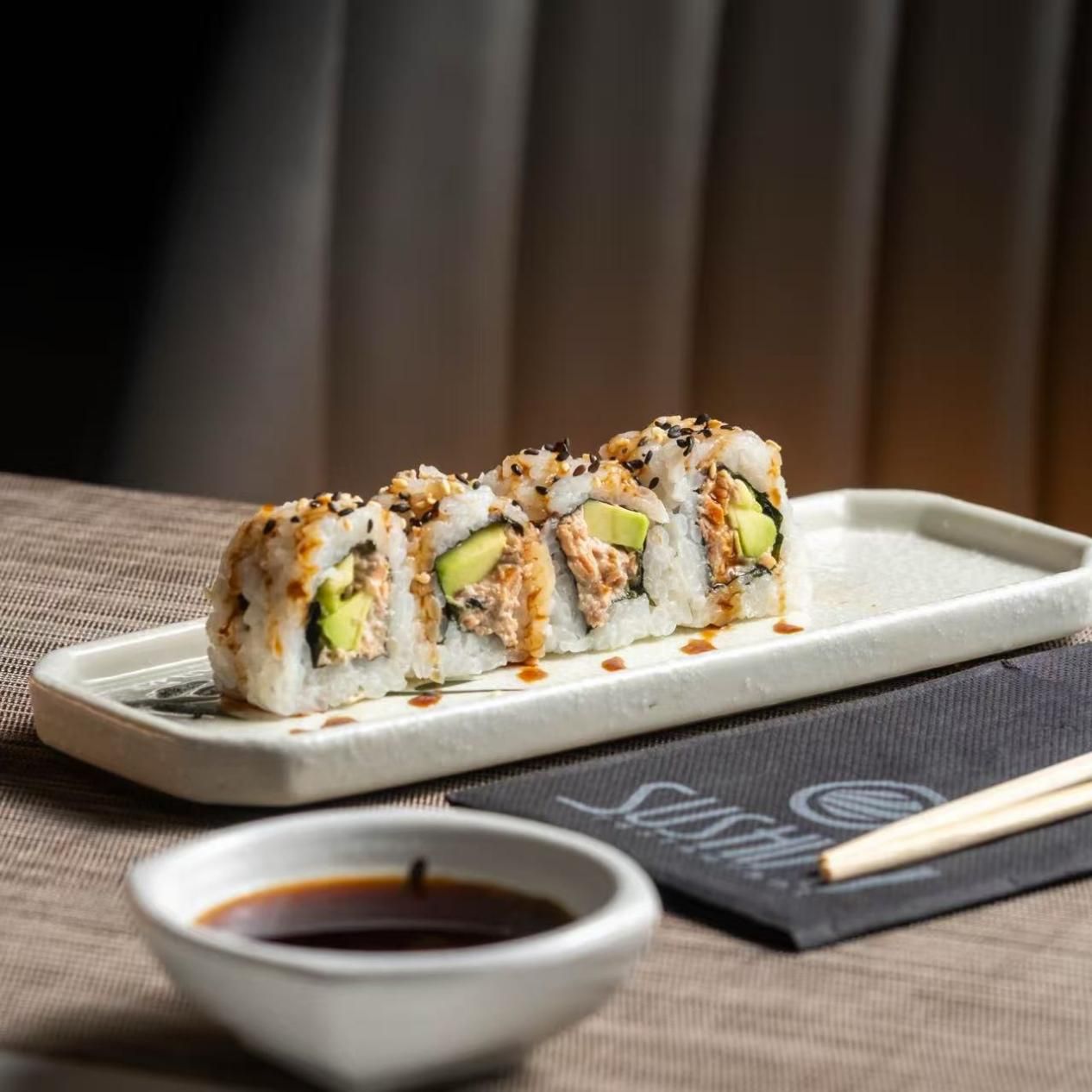 URA MIURA MAKI